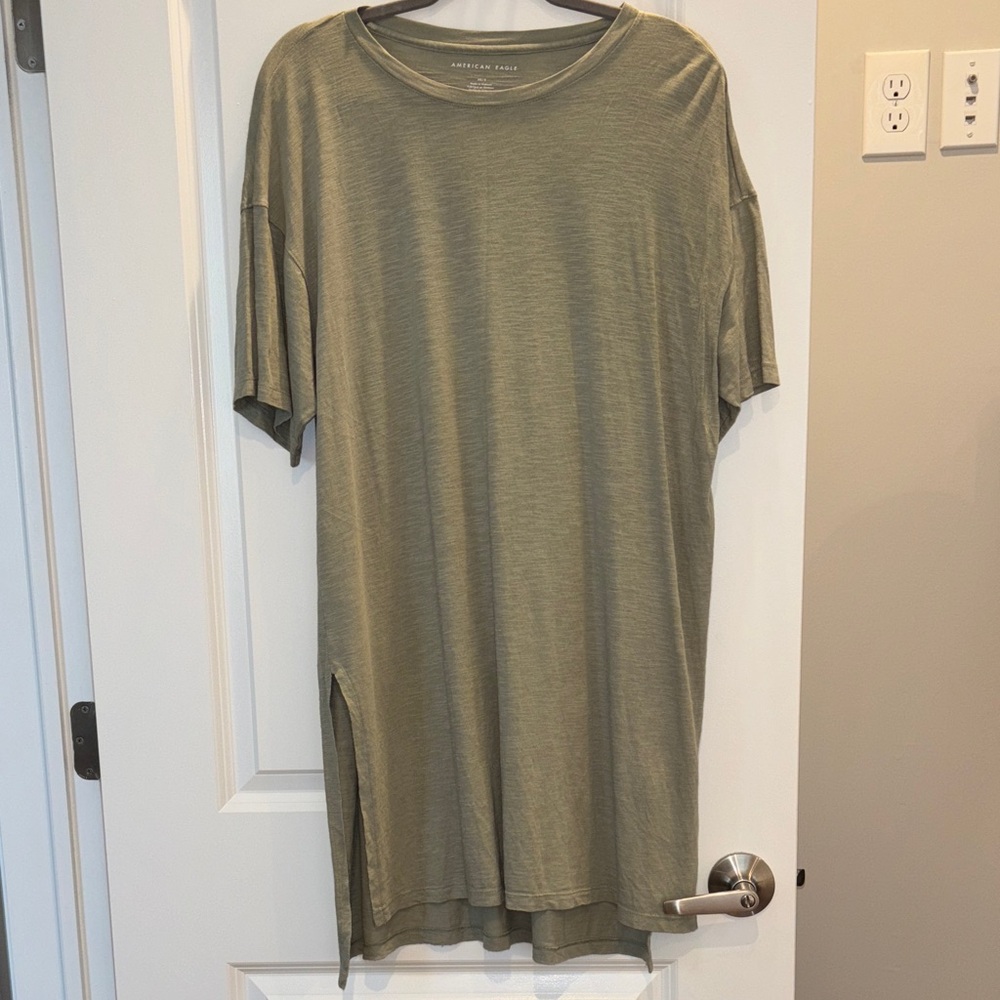American Eagle Outfitters Sage Green Short Sleeve Beach Coverup